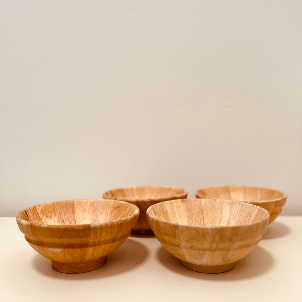 VINTAGE DANSK BLEACH TEAK WOOD MID-CENTURY BOWLS - SET OF 4 - MADE IN THAILAND - Picture 7 of 12